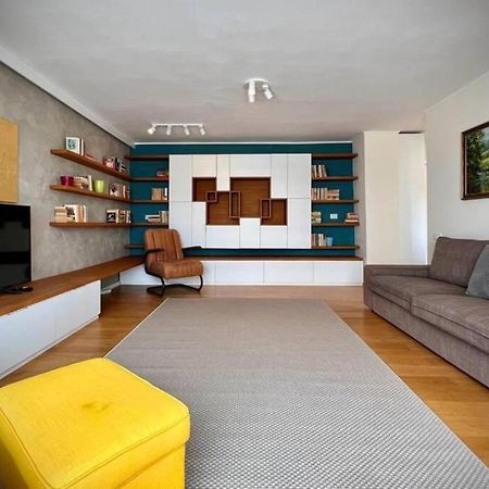 Bright And Modern Home Timisoara Luaran gambar
