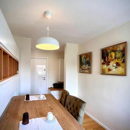 Bright And Modern Home Timisoara Luaran gambar