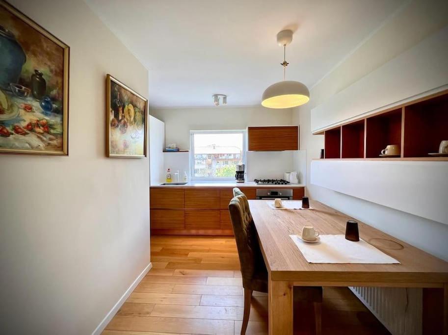 Bright And Modern Home Timisoara Luaran gambar